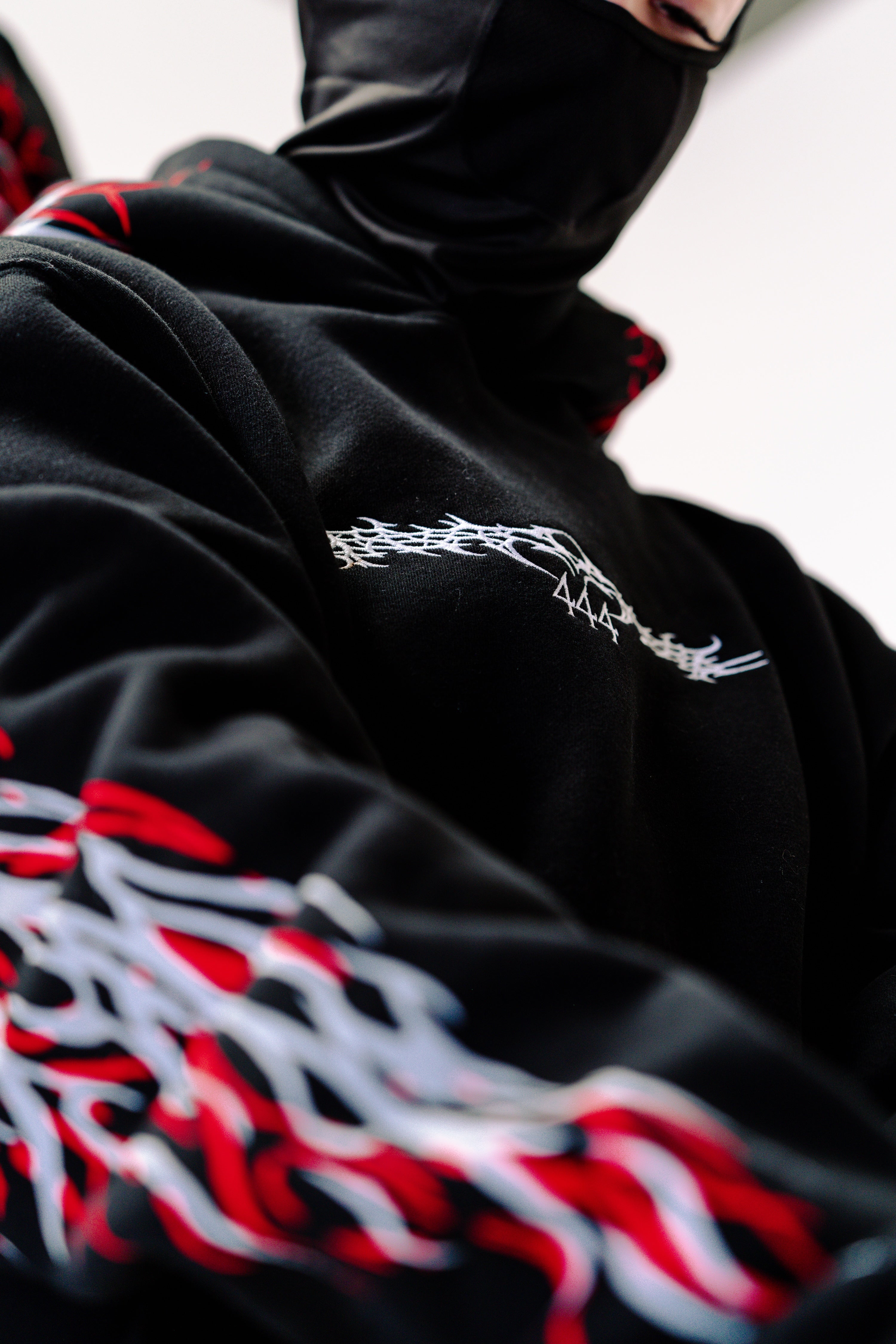 V3 REFLECTIVE HOODIE