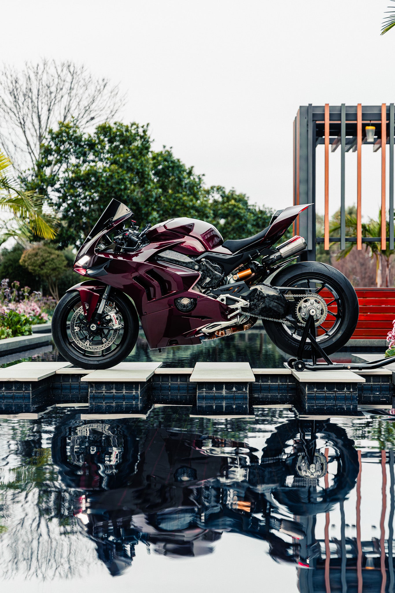 Ducati V4 giveaway